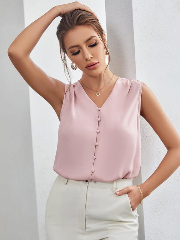 Blusa rosê de cetim com botões na frente